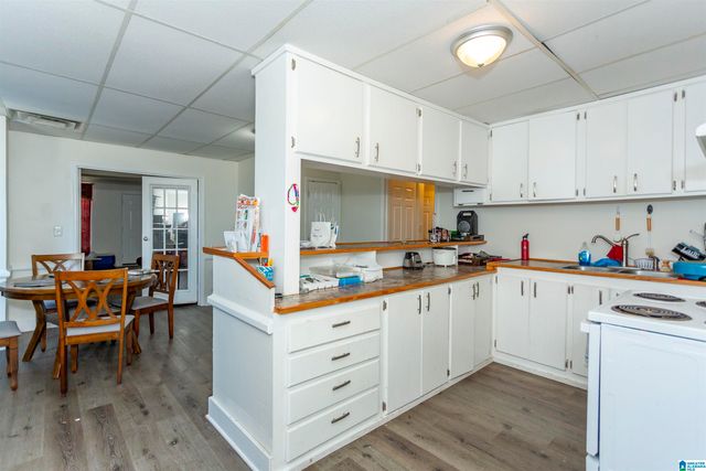 1723 N 8TH AVENUE, Bessemer, AL 35020