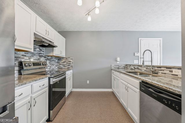 247 Marsh Glen Drive, Jonesboro, GA 30238