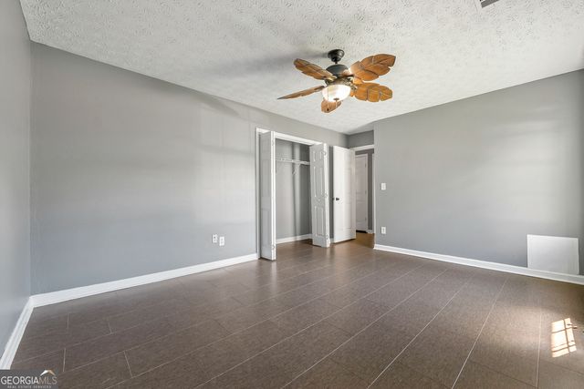 247 Marsh Glen Drive, Jonesboro, GA 30238