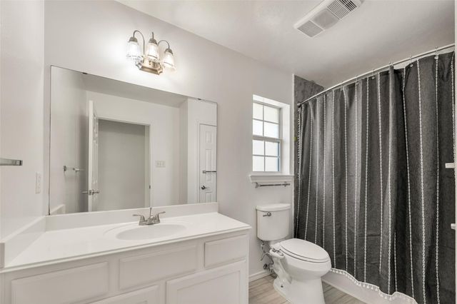 1306 Chesapeake CT, College Station, TX 77845