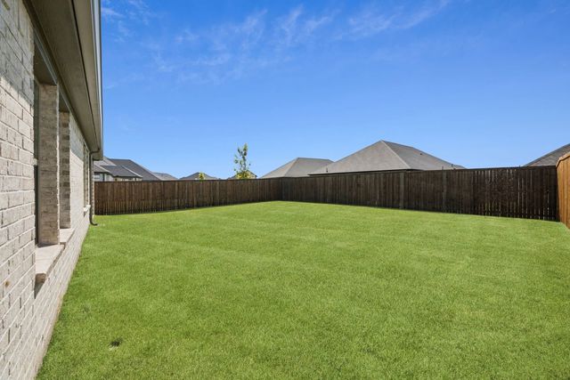 1325 Companero Street, Haslet, TX 76052