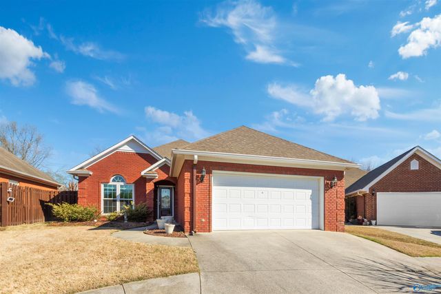 109 Canterbury Circle, Arab, AL 35016