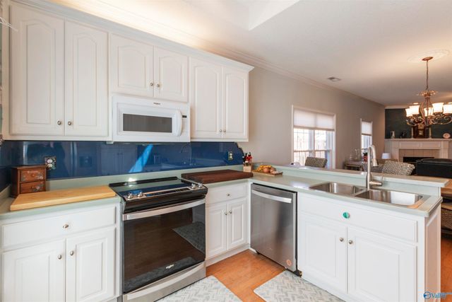 109 Canterbury Circle, Arab, AL 35016