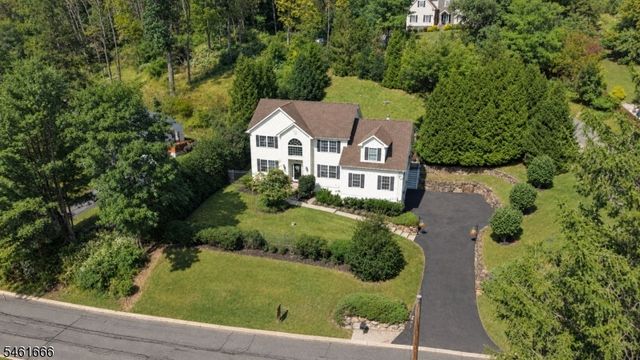 94 Cregar Rd, High Bridge Boro, NJ 08829