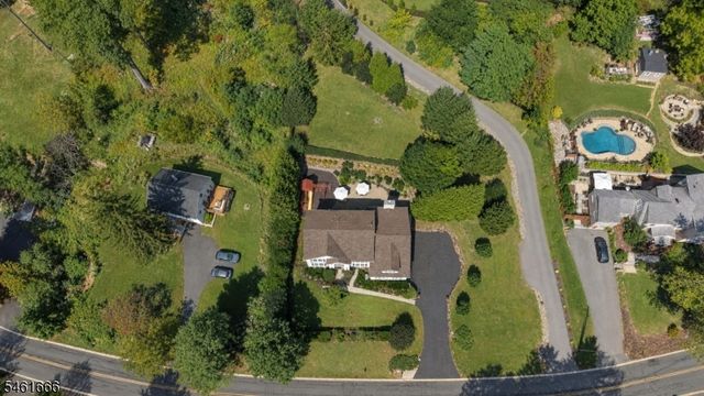 94 Cregar Rd, High Bridge Boro, NJ 08829