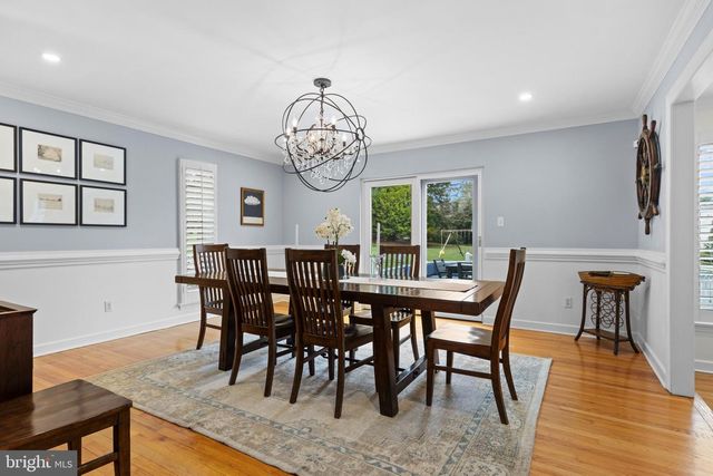 217 RAVENSCLIFF RD, Wayne, PA 19087