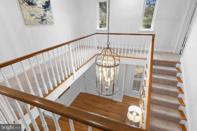217 RAVENSCLIFF RD, Wayne, PA 19087