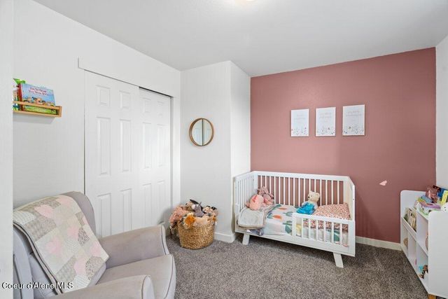 8205 N Ridgewood DR, APT 3, Hayden, ID 83835