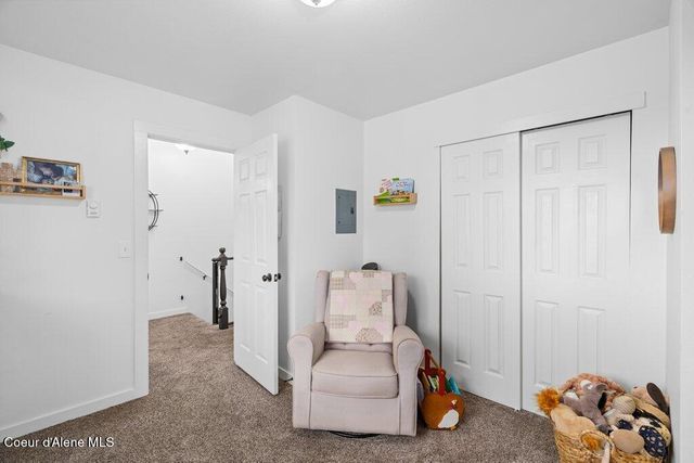 8205 N Ridgewood DR, APT 3, Hayden, ID 83835