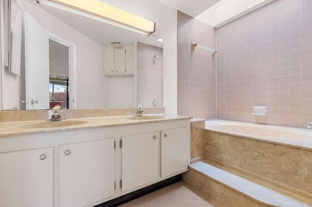 400 SW 113th Terrace, Pembroke Pines, FL 33025