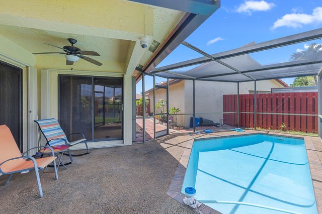 400 SW 113th Terrace, Pembroke Pines, FL 33025