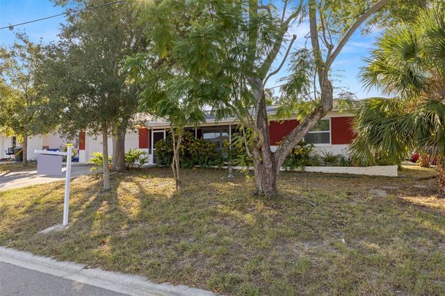 885 JAMES STREET, Dunedin, FL 34698