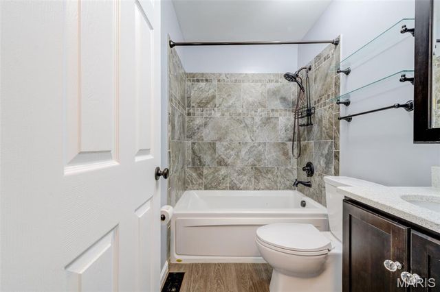 4 Vanguard Drive, St Peters, MO 63376