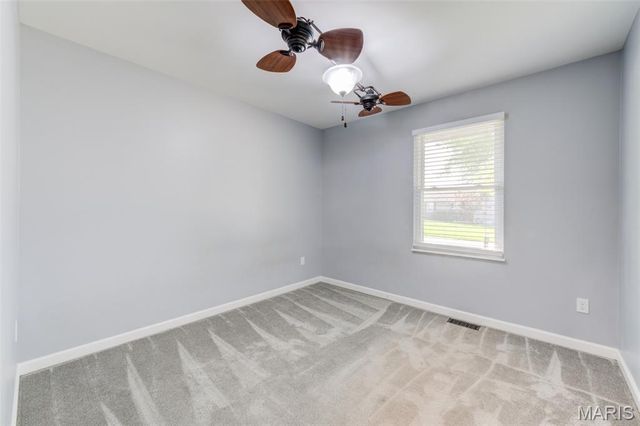 4 Vanguard Drive, St Peters, MO 63376