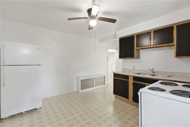 700 Bridge Street, Irwin, PA 15642