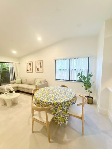 22274 PINEAPPLE WALK Drive 1, Boca Raton, FL 33433