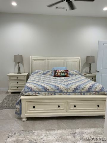 2420 County Rd 8 ., Tuskegee, AL 36083