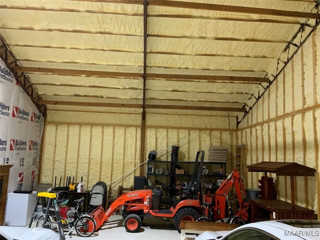 2420 County Rd 8 ., Tuskegee, AL 36083