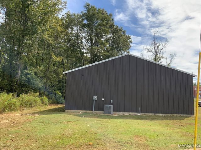 2420 County Rd 8 ., Tuskegee, AL 36083