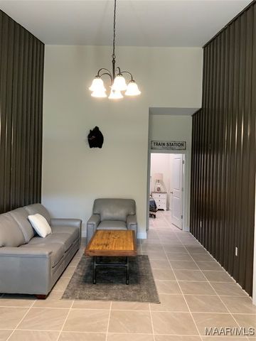 2420 County Rd 8 ., Tuskegee, AL 36083