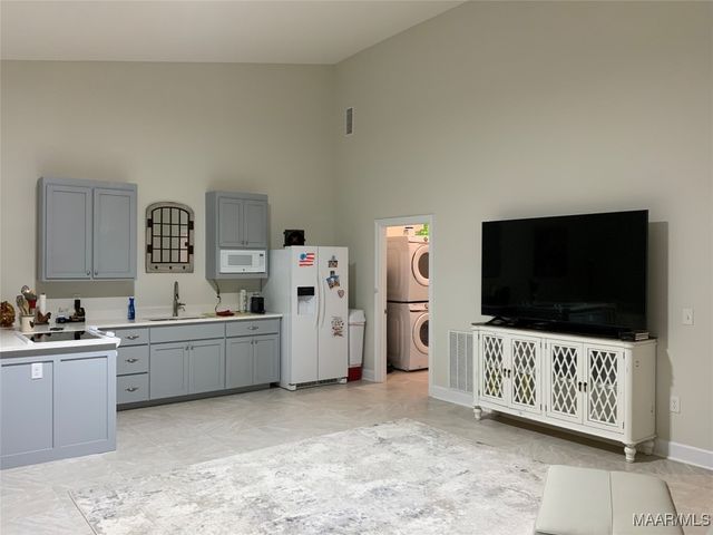 2420 County Rd 8 ., Tuskegee, AL 36083