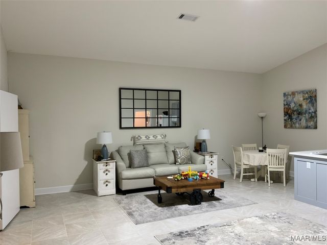 2420 County Rd 8 ., Tuskegee, AL 36083