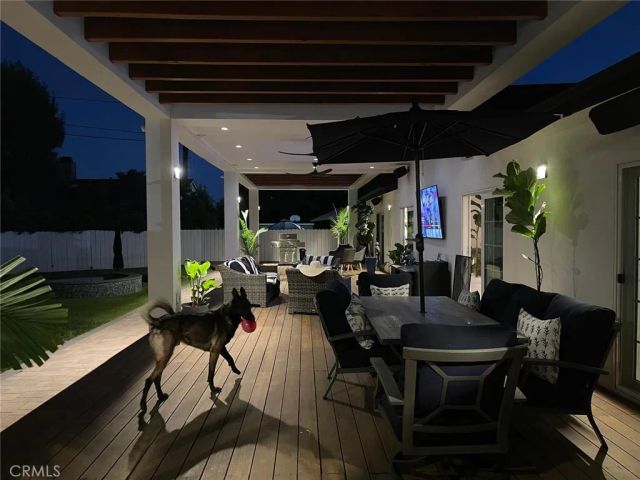 9150 Zelzah Avenue, Northridge, CA 91325