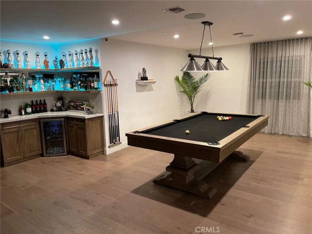 9150 Zelzah Avenue, Northridge, CA 91325