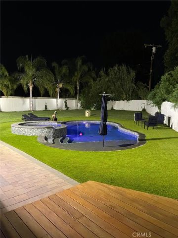 9150 Zelzah Avenue, Northridge, CA 91325
