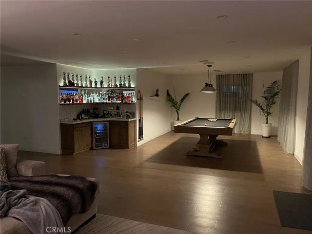 9150 Zelzah Avenue, Northridge, CA 91325