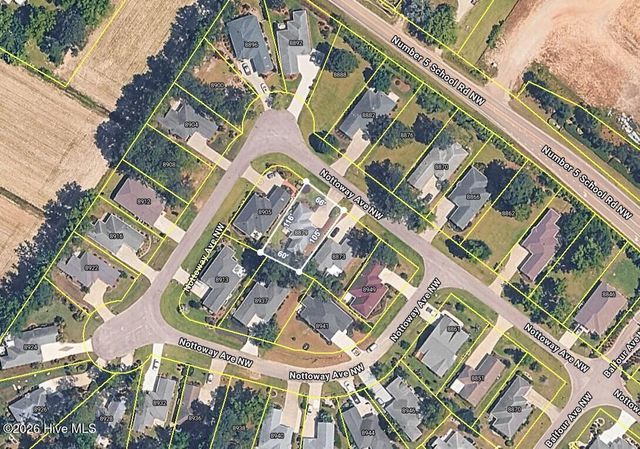 8879 Nottoway Avenue NW, Calabash, NC 28467