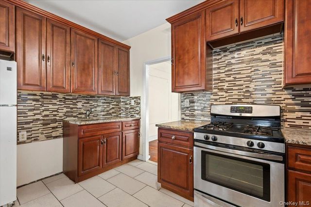 4220 Boyd Avenue, Bronx, NY 10466