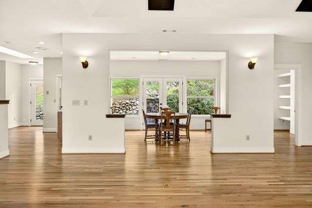 240 Mina Lane, Grants Pass, OR 97526