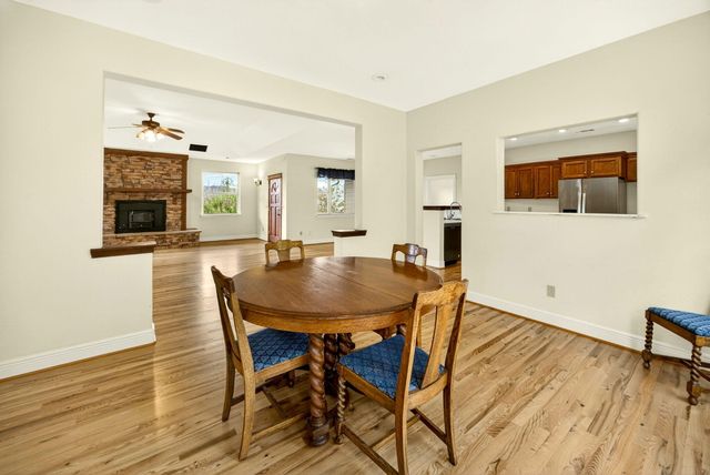 240 Mina Lane, Grants Pass, OR 97526