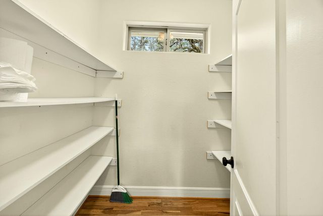 240 Mina Lane, Grants Pass, OR 97526