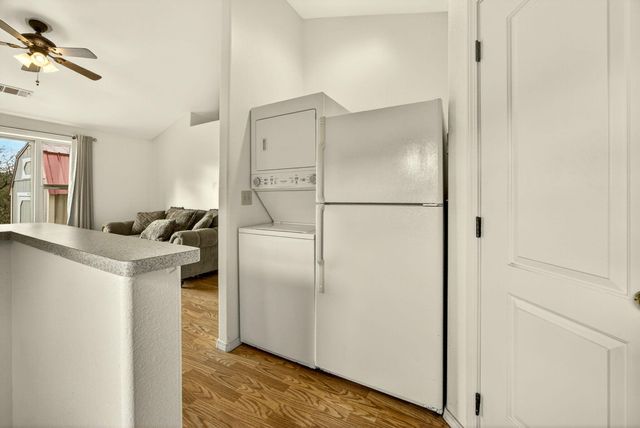 240 Mina Lane, Grants Pass, OR 97526