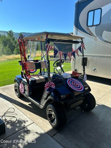 51 Sand Trap Ln, Blanchard, ID 83804