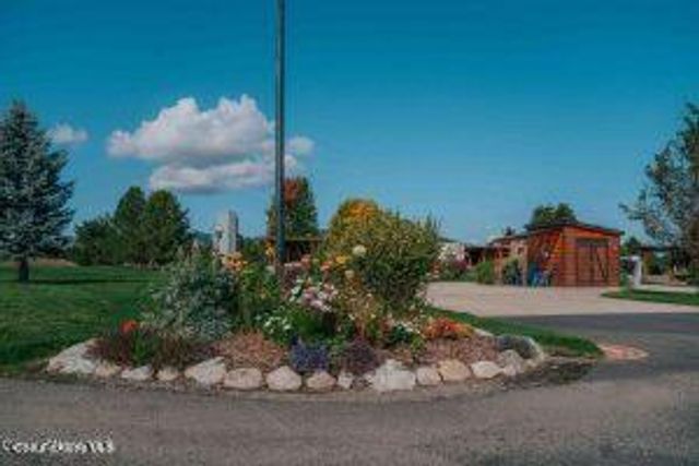 51 Sand Trap Ln, Blanchard, ID 83804