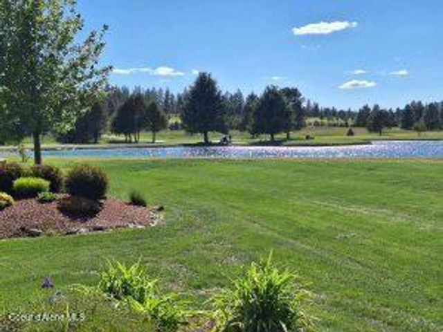 51 Sand Trap Ln, Blanchard, ID 83804