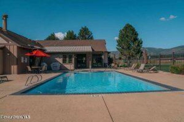 51 Sand Trap Ln, Blanchard, ID 83804