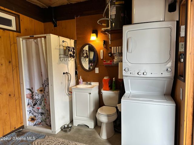 51 Sand Trap Ln, Blanchard, ID 83804