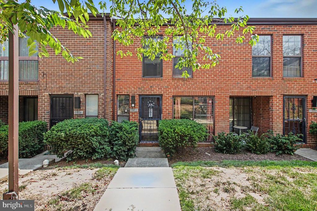 1802 BRYANT ST NE, Washington, DC 20018
