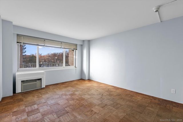 100 York Street 3B, New Haven, CT 06511