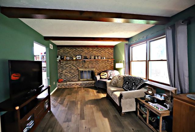 306 N Hampton Drive, Durand, MI 48429