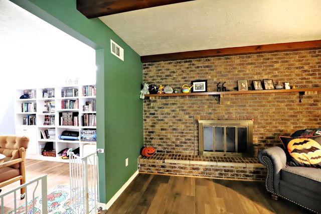 306 N Hampton Drive, Durand, MI 48429