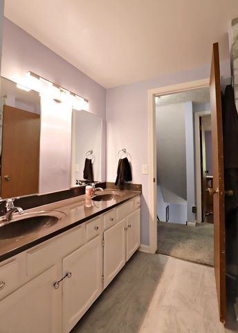 306 N Hampton Drive, Durand, MI 48429