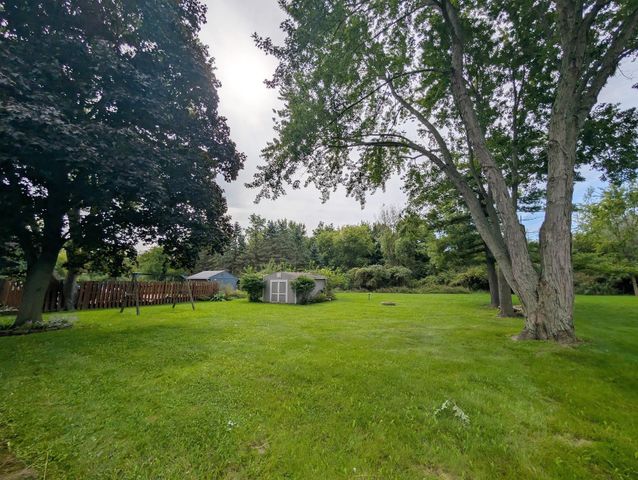 306 N Hampton Drive, Durand, MI 48429