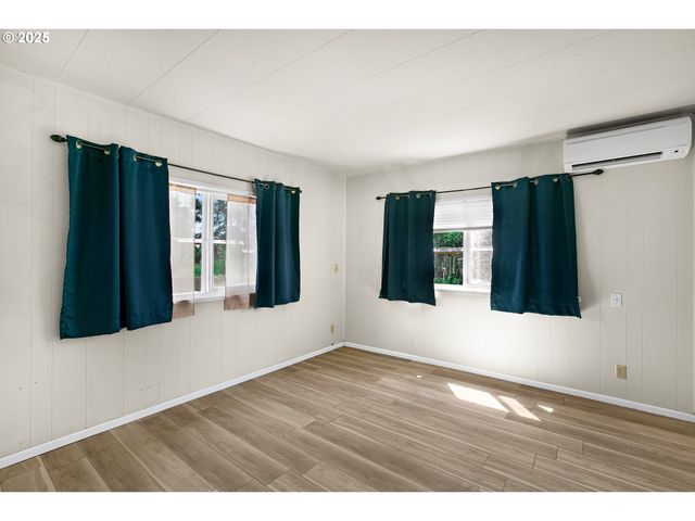3437 Ne BENTON St, Newport, OR 97365