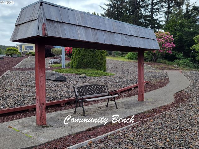3437 Ne BENTON St, Newport, OR 97365