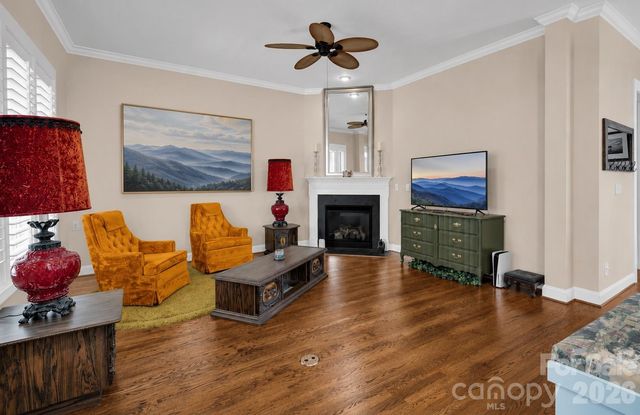 4090 Library Lane NW, Conover, NC 28613